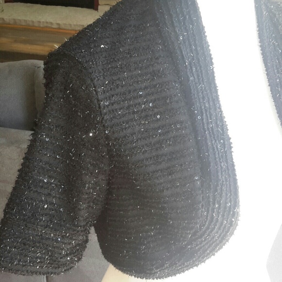 NWT BLACK DRESSY  SHRUG L - Picture 2 of 4